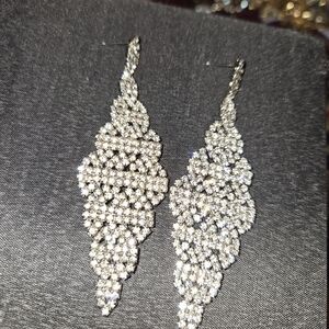 Elegant Silver Crystal Drop Earrings